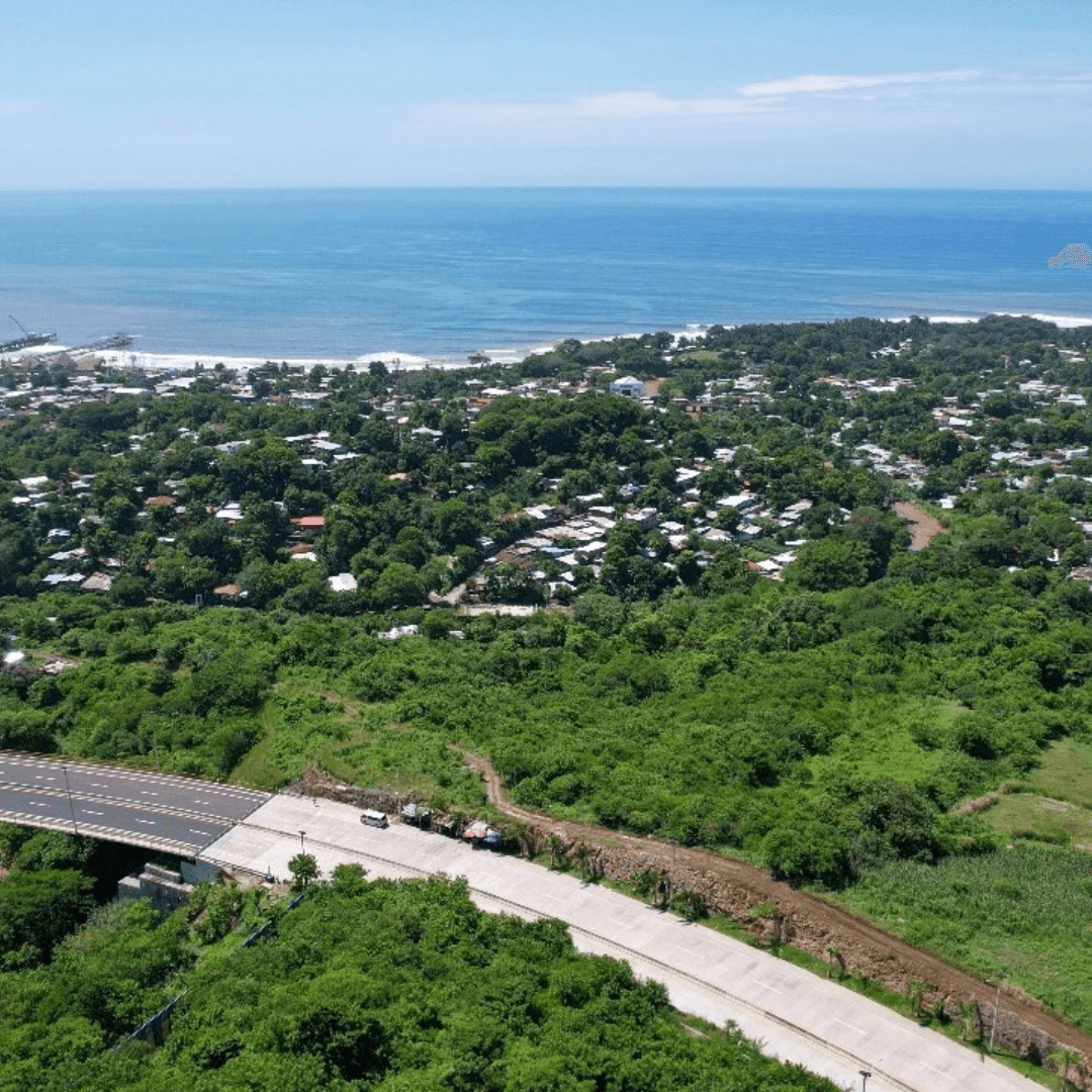 Terreno de 5 MZ con vista al mar camino a Surf City