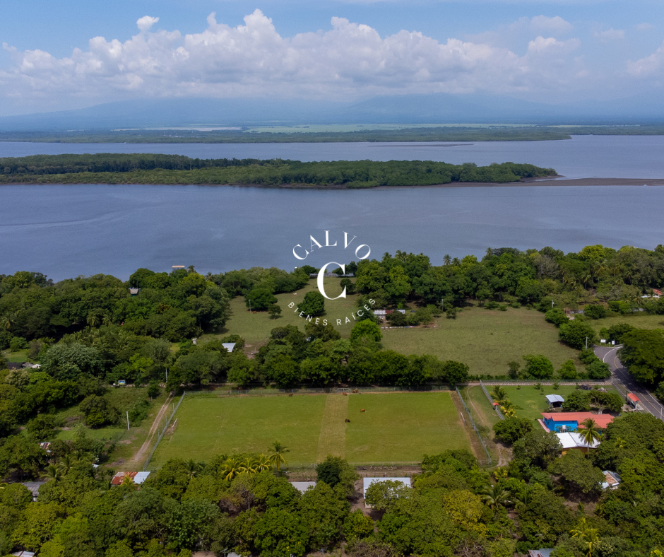 Exclusivo Terreno En Venta Frente A La Bahía de Jiquilisco | Corral de Mulas