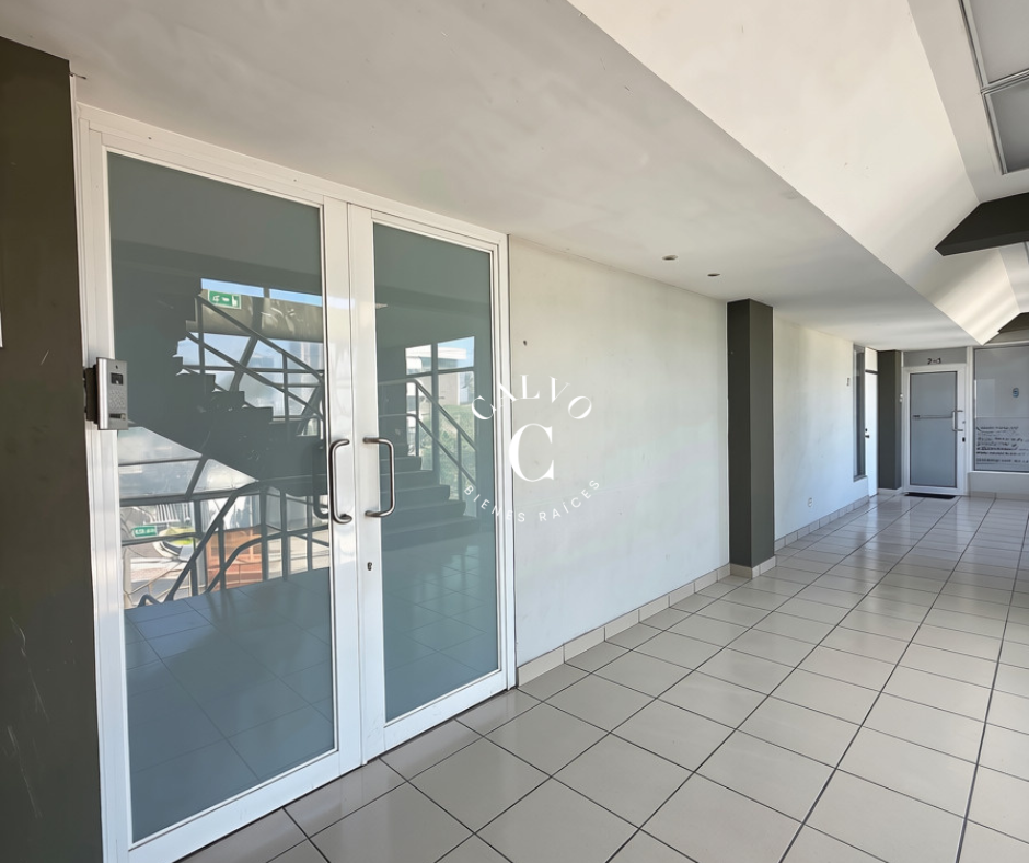 Local Comercial en Plaza Cristal | Colonia Escalón